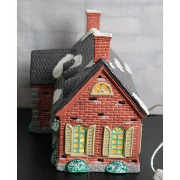 "The Original Snow Village Stonehurst House" Dept. 56 - Hand Painted Ceramic - Picture 4 of 7